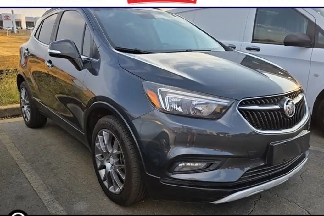 2017 Buick Encore Sport Touring photo 1