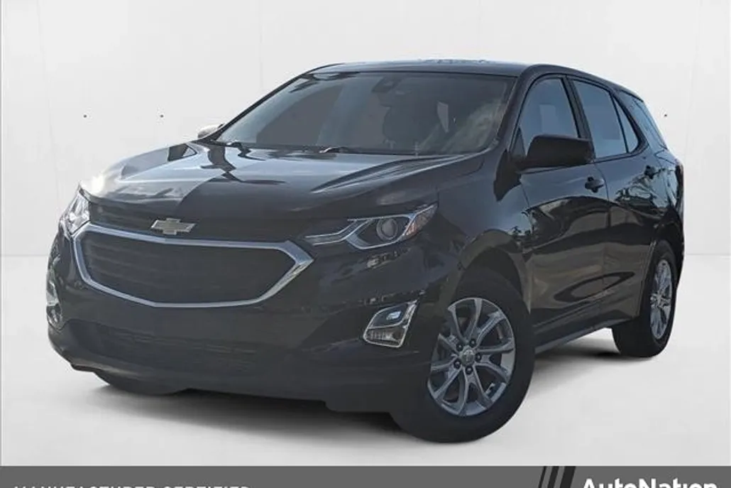 2021 Chevrolet Equinox LS photo 1