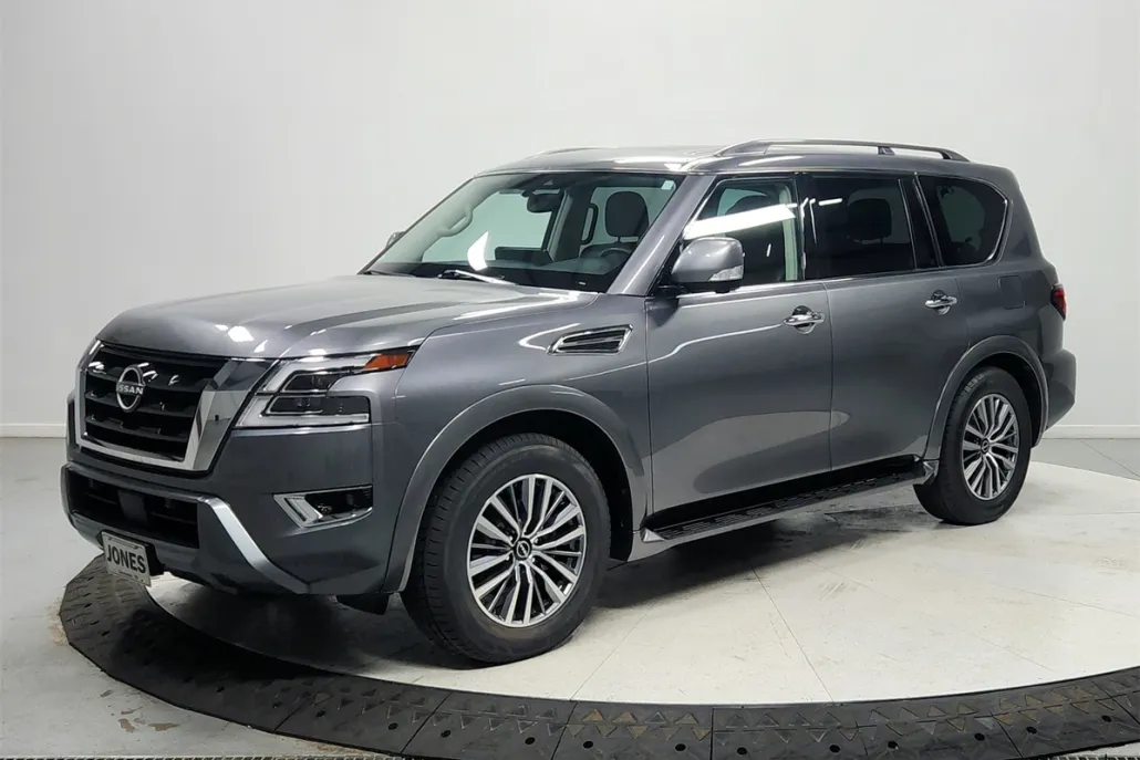 2023 Nissan Armada SL photo 1