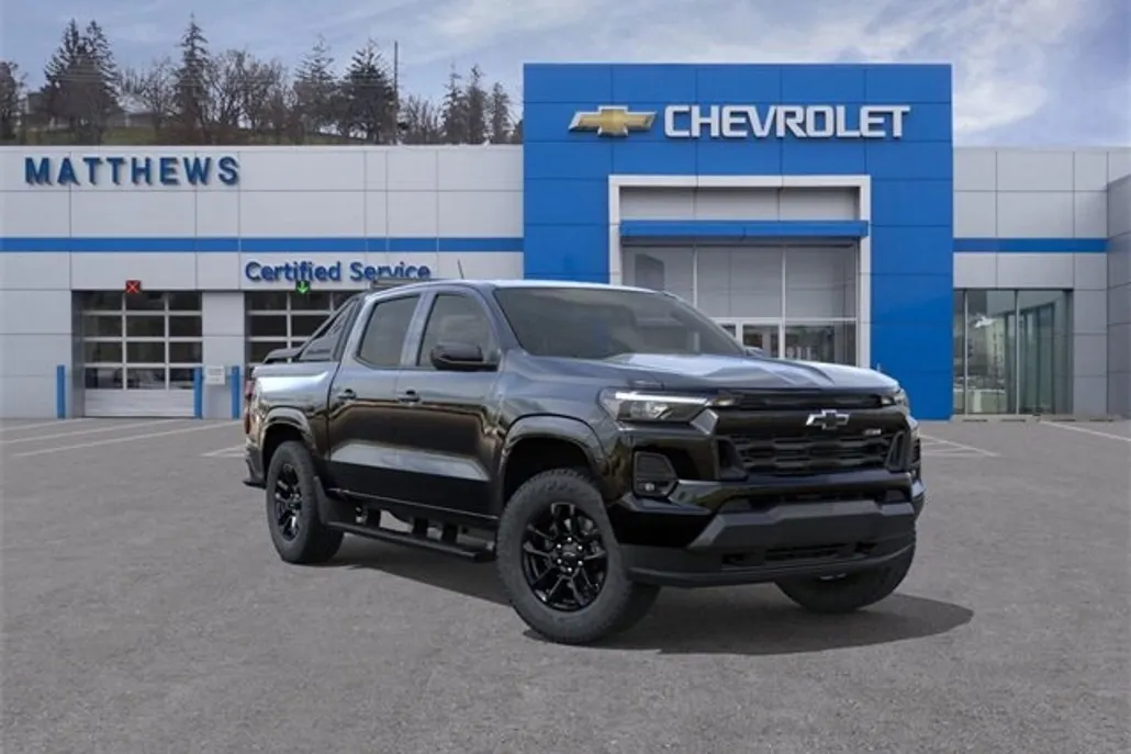 2025 Chevrolet Colorado Z71 photo 1