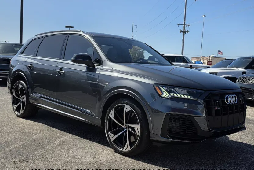 2024 Audi SQ7 Prestige photo 1
