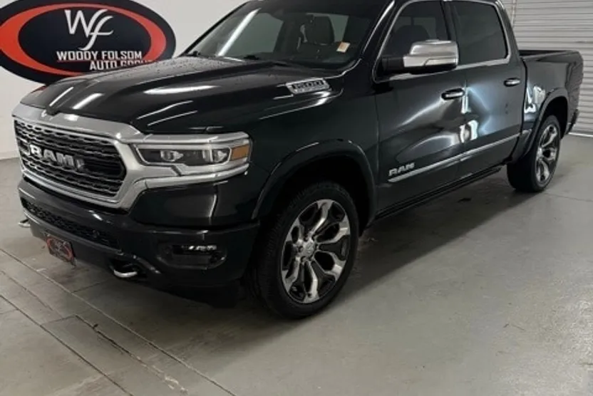 2022 Ram 1500 Limited photo 1