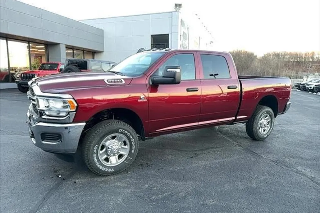 2024 Ram 2500 Tradesman photo 1