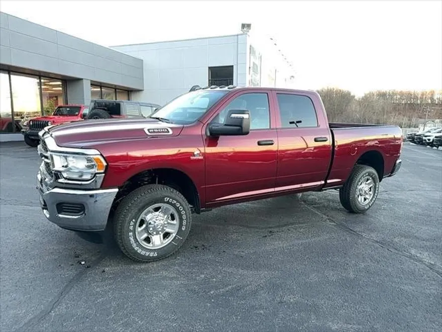 2024 Ram 2500 Tradesman photo 1