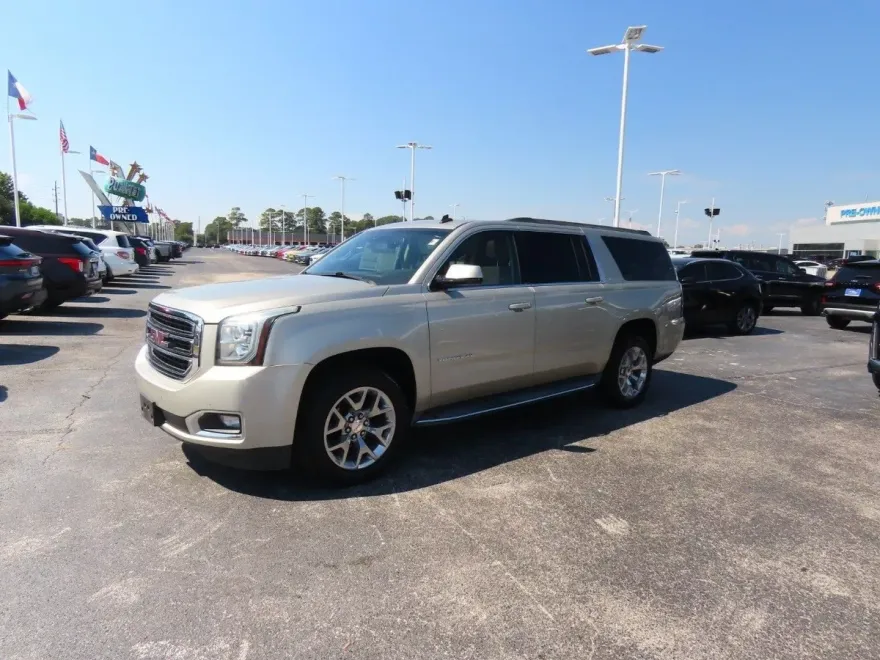 2015 Gmc Yukon XL SLT photo 1