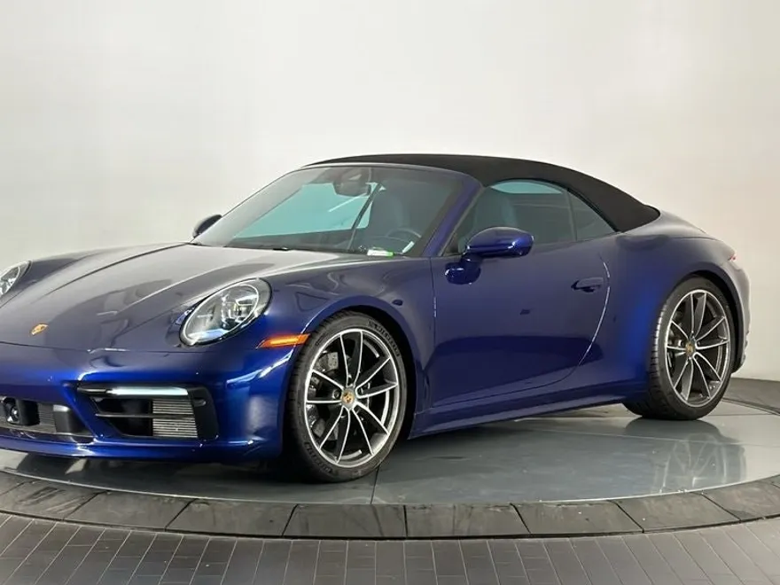 2024 Porsche 911 4S Cabriolet photo 1