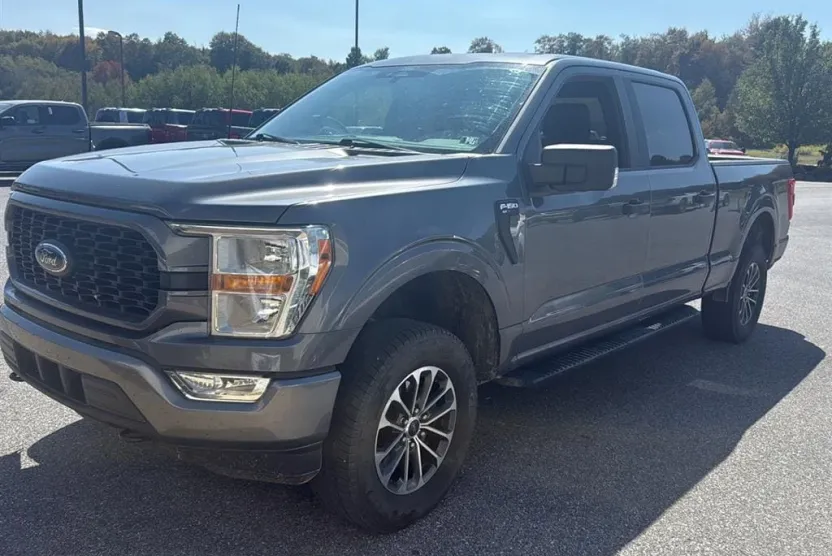 2022 Ford F-150 XL photo 1