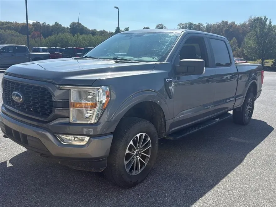 2022 Ford F-150 XL photo 1