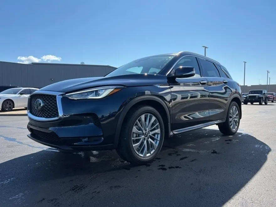 2024 Infiniti QX50 Luxe photo 1