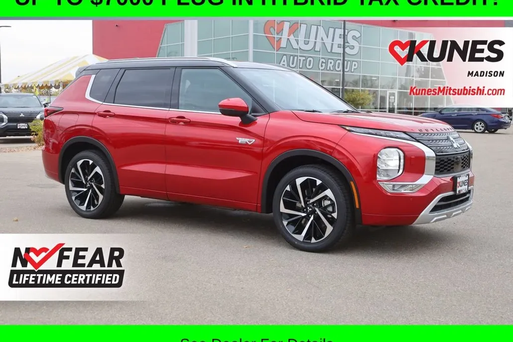 2025 Mitsubishi Outlander PHEV SEL photo 1