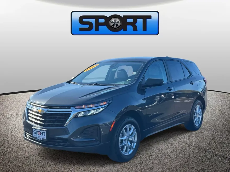 2022 Chevrolet Equinox LS photo 1