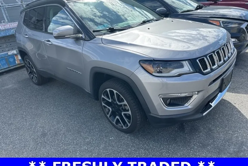 2018 Jeep Compass Limited photo 1