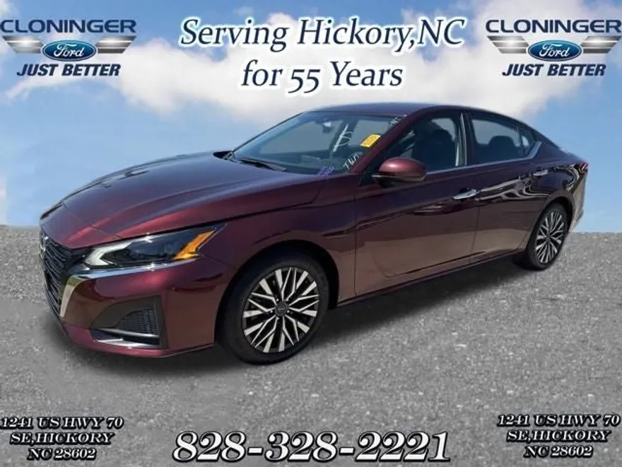2023 Nissan Altima 2.5 SV photo 1