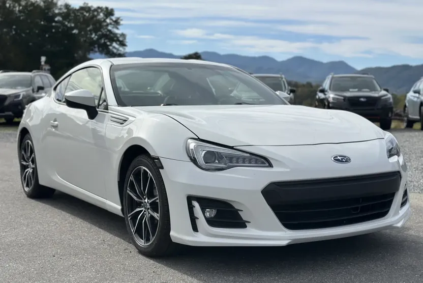 2017 Subaru BRZ Limited photo 1