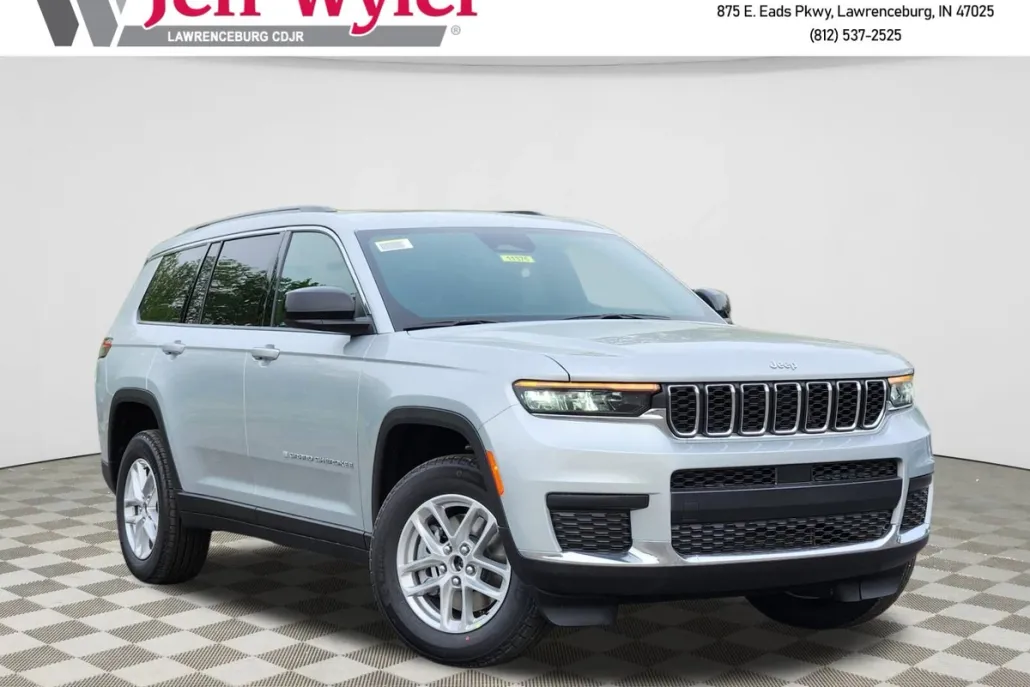 2025 Jeep Grand Cherokee Laredo photo 1