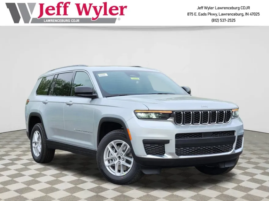 2025 Jeep Grand Cherokee Laredo photo 1
