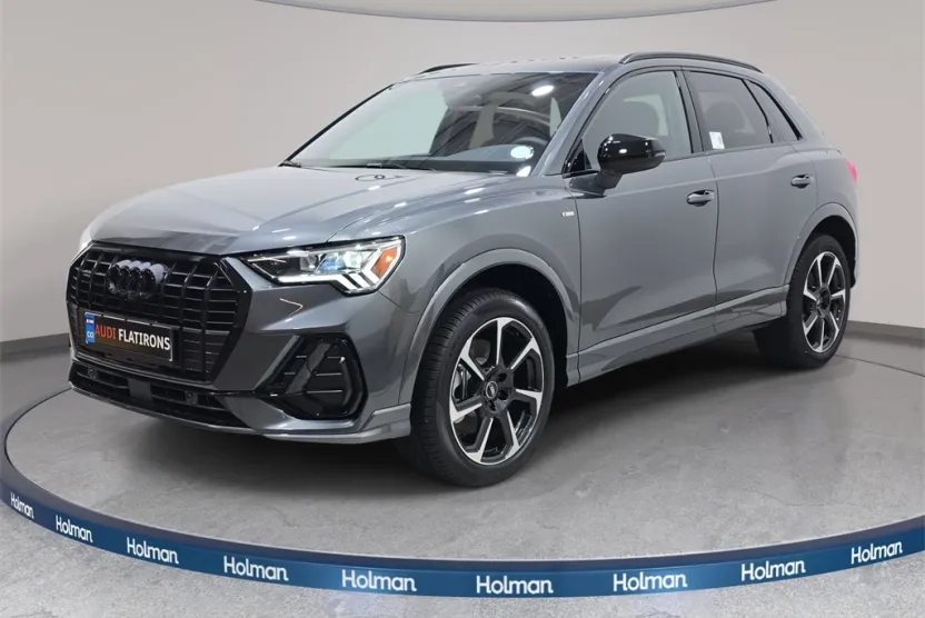 2025 Audi Q3 45 TFSI S line Premium Plus photo 1