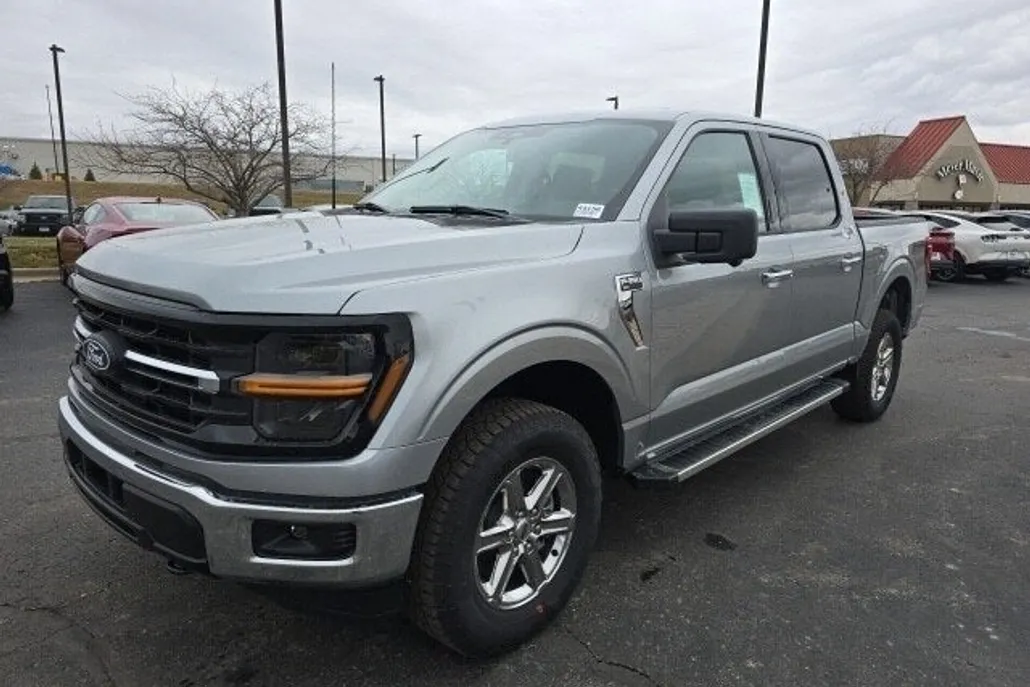 2024 Ford F-150 XLT photo 1