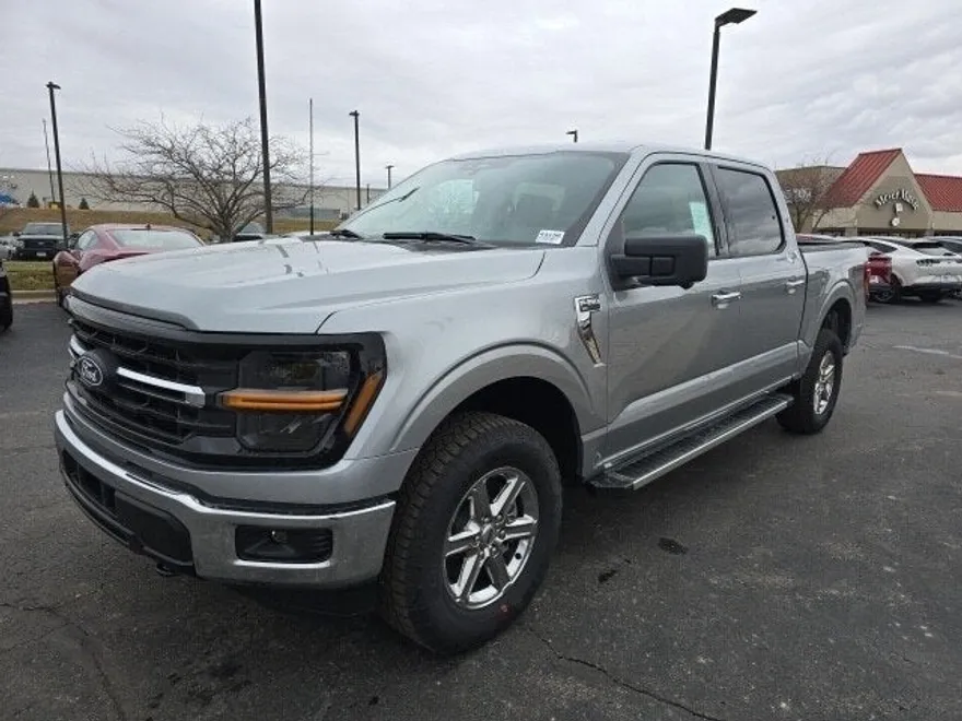 2024 Ford F-150 XLT photo 1