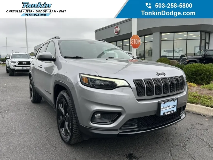 2020 Jeep Cherokee Altitude photo 1