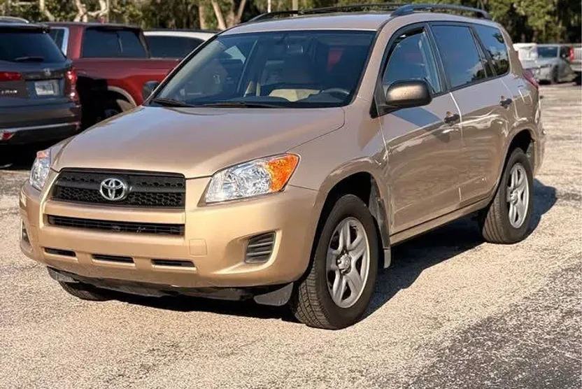 2011 Toyota RAV4 Base photo 1