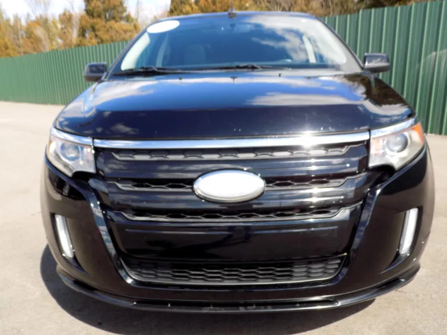 2012 Ford Edge Sport photo 2