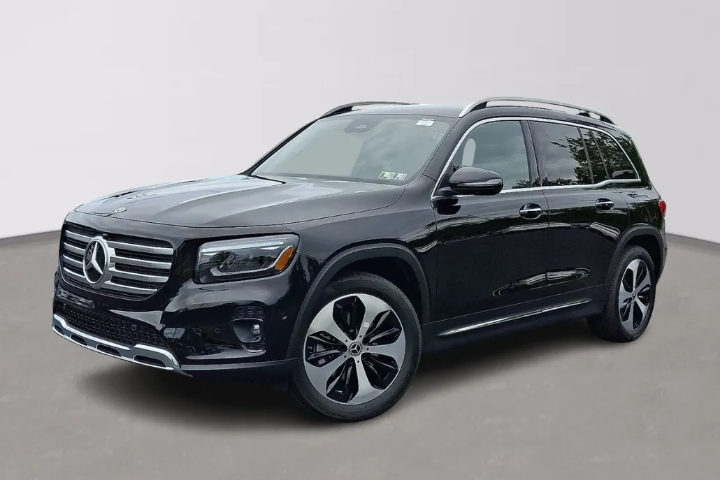 2025 Mercedes Benz GLB 250 4MATIC photo 1