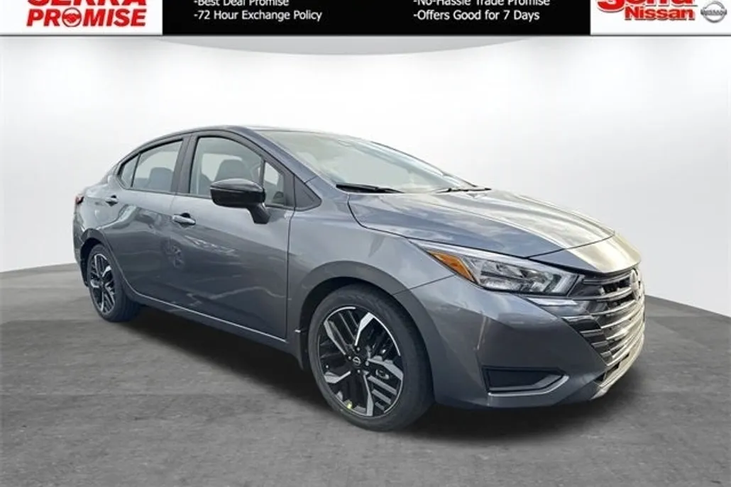2025 Nissan Versa 1.6 SR photo 1