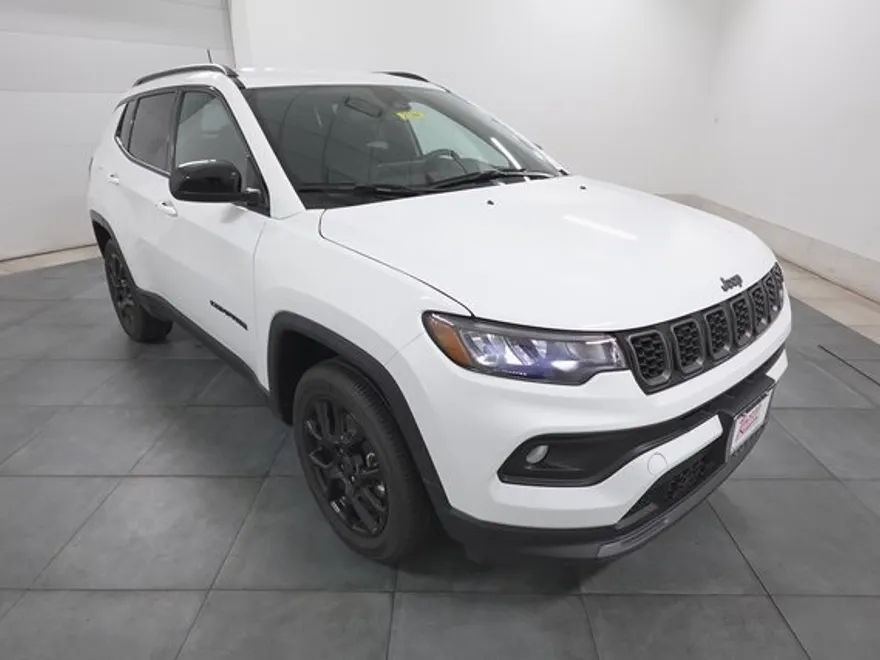2025 Jeep Compass Latitude photo 1