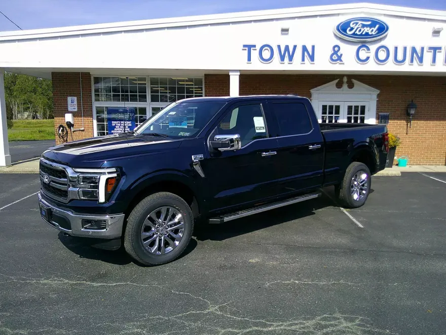 2025 Ford F-150 Lariat photo 1