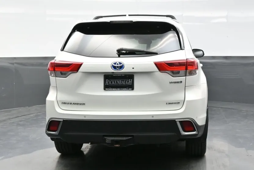 2017 Toyota Highlander Hybrid Limited Platinum photo 1