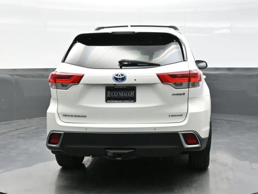 2017 Toyota Highlander Hybrid Limited Platinum photo 1