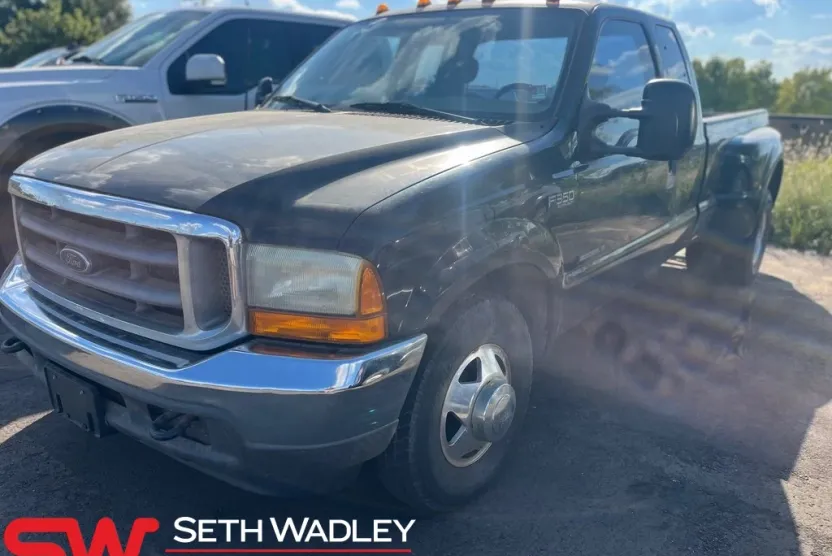 2001 Ford F-350 photo 1
