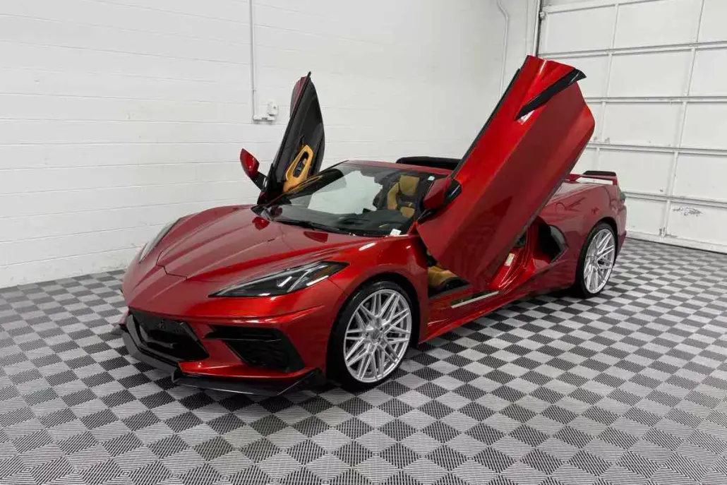 2023 Chevrolet Corvette 2LT photo 1