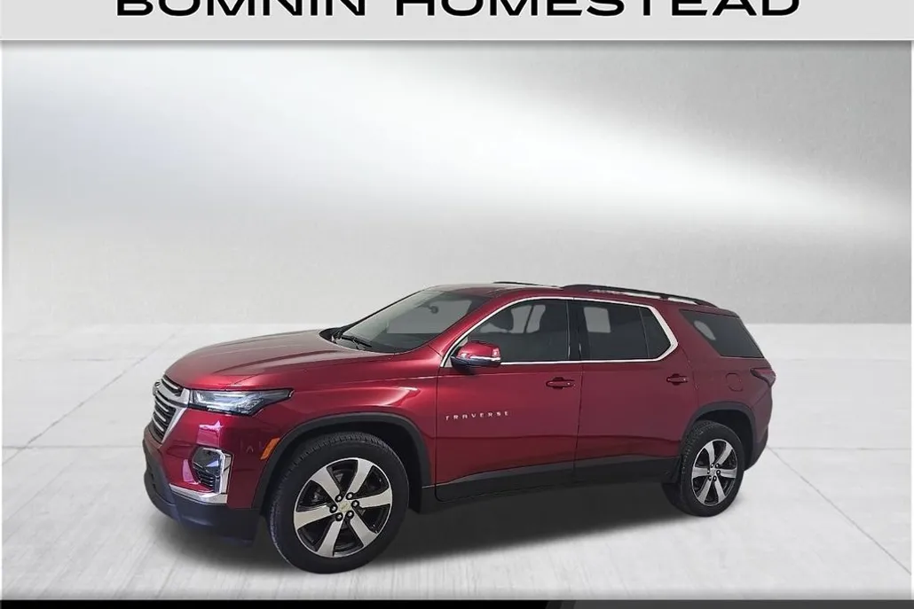 2023 Chevrolet Traverse Leather photo 1