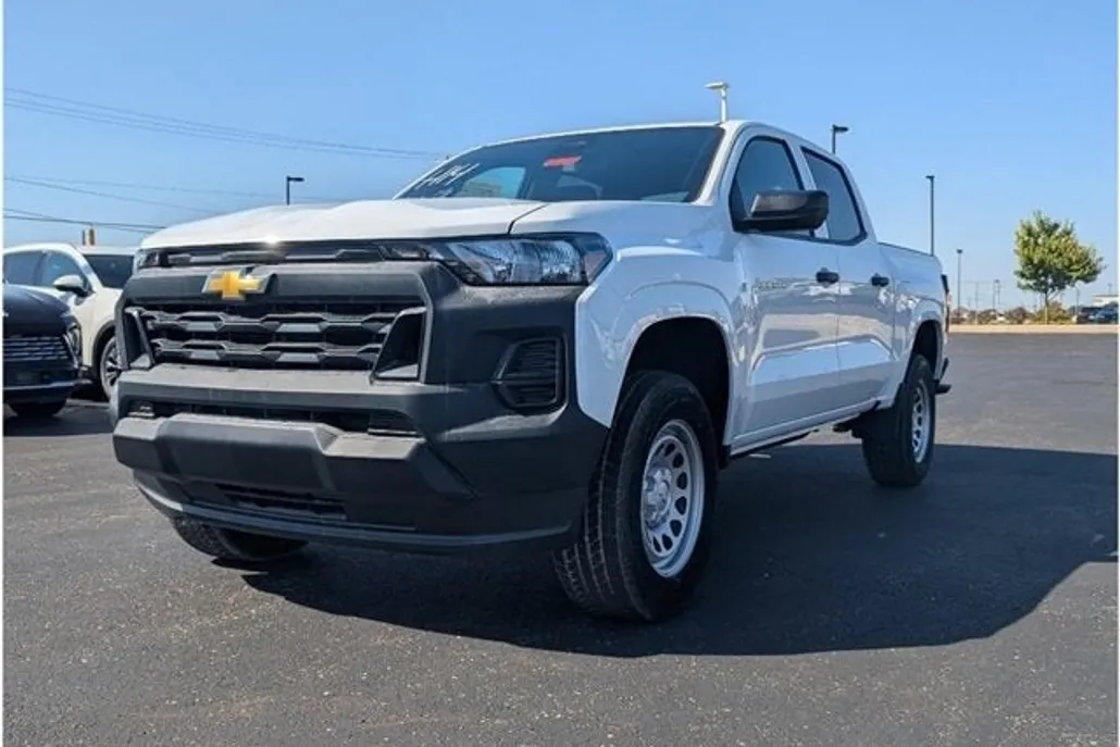 2026 Chevrolet Colorado Work Truck photo 1