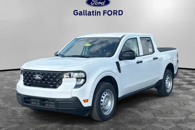 2025 Ford Maverick XL photo 1