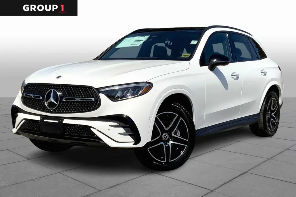 2025 Mercedes Benz GLC 300 4MATIC photo 1