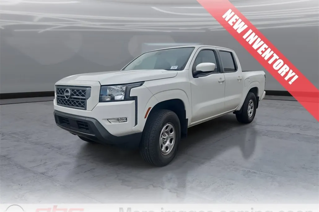 2023 Nissan Frontier SV photo 1