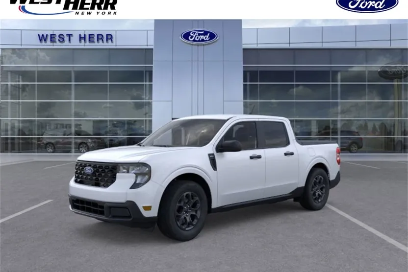 2025 Ford Maverick XLT photo 1