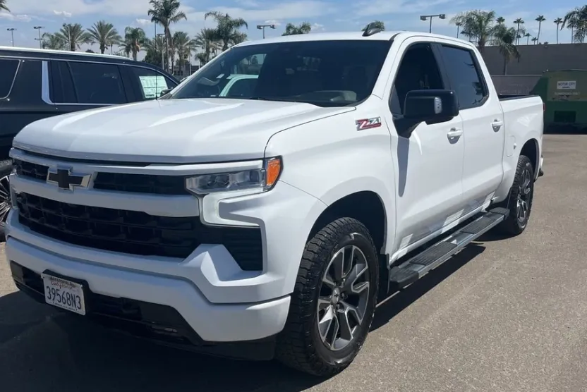2022 Chevrolet Silverado 1500 RST photo 1