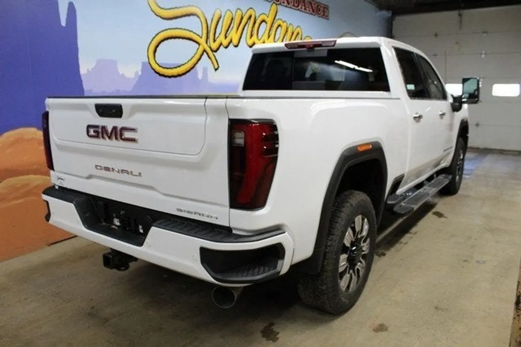 2026 Gmc Sierra 2500 HD Denali photo 1