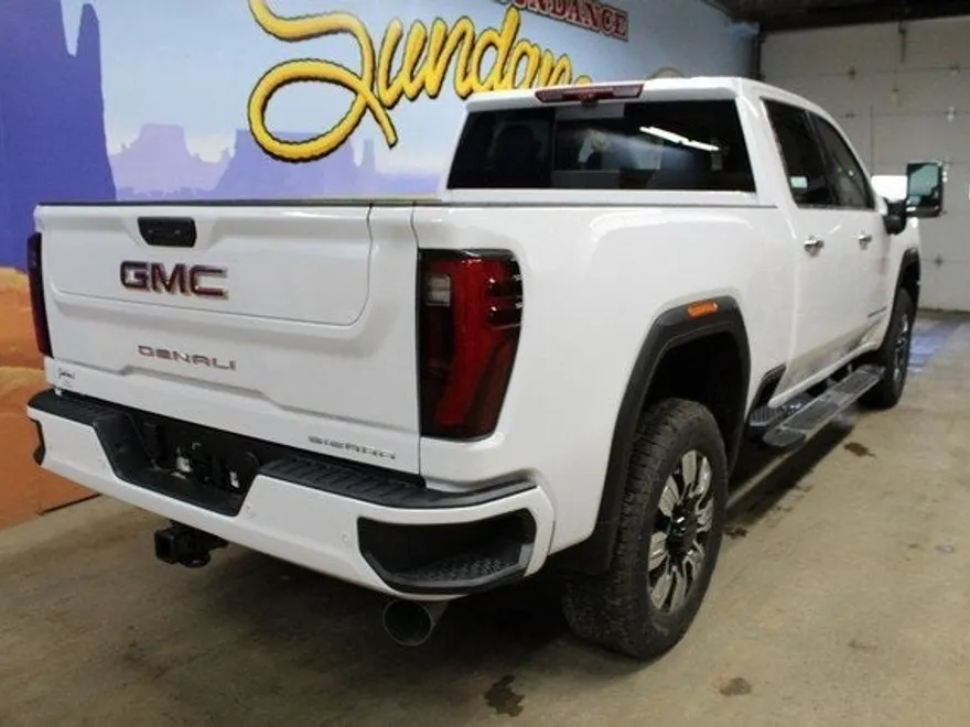 2026 Gmc Sierra 2500 HD Denali photo 1