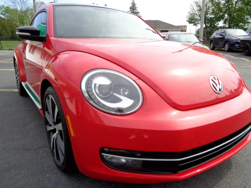 2012 Volkswagen Beetle Turbo photo 16
