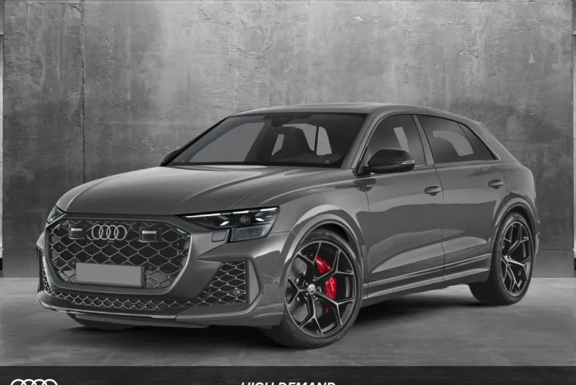 2025 Audi RS Q8 photo 1