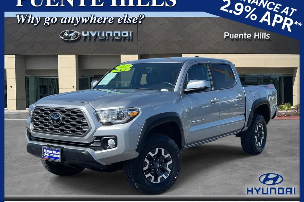 2023 Toyota Tacoma TRD photo 1