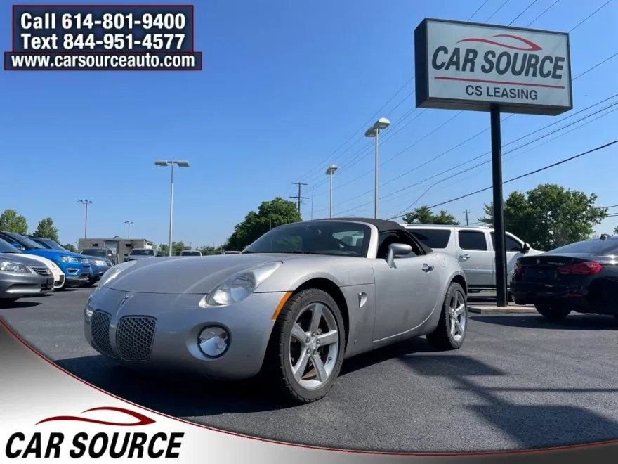 2008 Pontiac Solstice Base photo 1