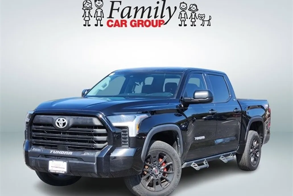 2022 Toyota Tundra SR5 photo 1