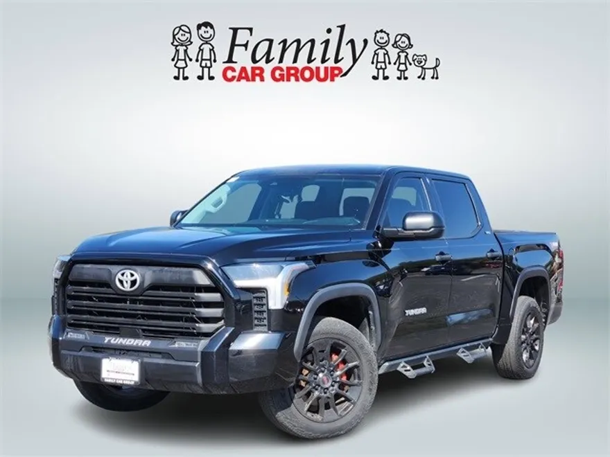 2022 Toyota Tundra SR5 photo 1