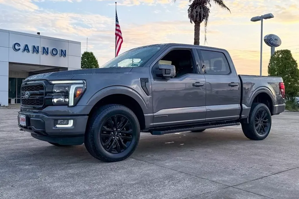 2024 Ford F-150 Lariat photo 1